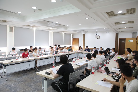 学工部1.JPG